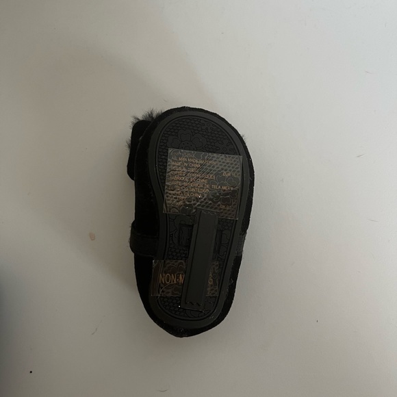 Toddler 1M Stuart weitzm baby furry - Picture 5 of 6